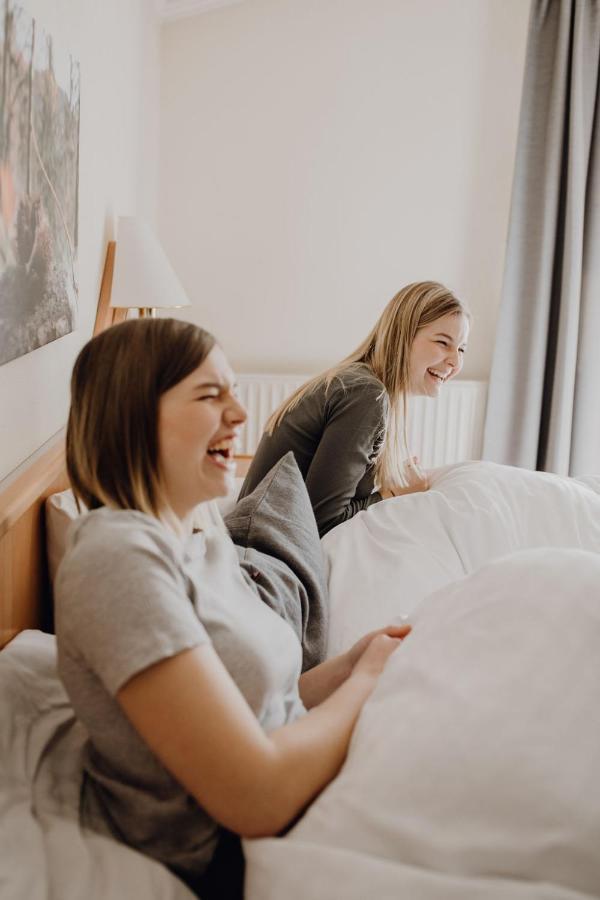 Dorfcafe Unken Hotelpension Swirtshaus Im Dorf Luaran gambar