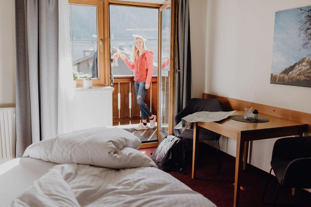 Dorfcafe Unken Hotelpension Swirtshaus Im Dorf Luaran gambar