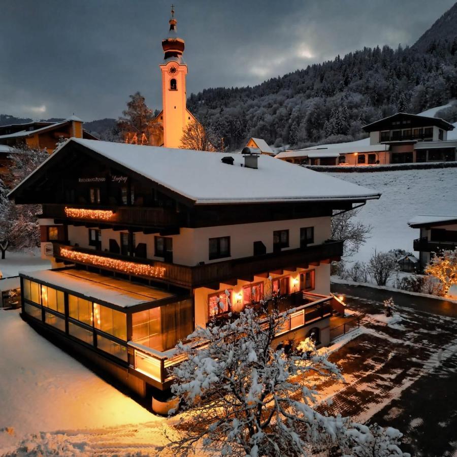 Dorfcafe Unken Hotelpension Swirtshaus Im Dorf Luaran gambar